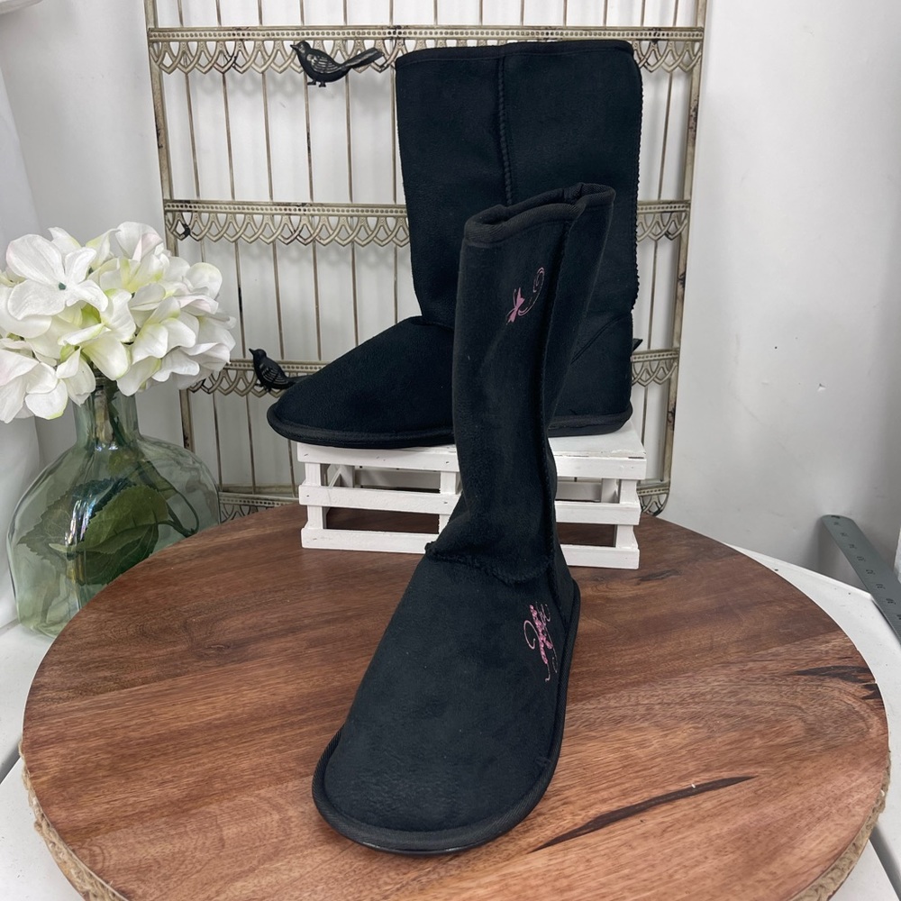 Womens Winter Boots Hoe size 9M.